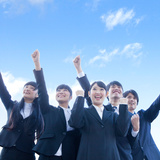 まるで“子供”の新入社員。母親から会社に電話「今日はお休みさせていただきます」