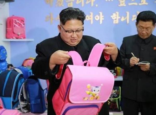 男児に「赤は女の子の色よ」ランドセルのサブスクなら「子どもが本当に好きな色」を選べるかも?:コメント6