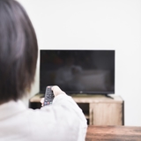 「テレビ見てない自慢」という言葉の意味がわからない…　普通のことなのに「変わり者」
