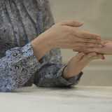 なぜ人は霊感商法にダマされるのか？ 高額な壺を買えば悩みが解決すると思い込ませる巧妙な手口