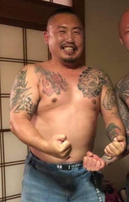子どもの空手大会で「危険すぎる」反則行為、試合中断中に後頭部へハイキック→倒れ込む小学生ï¼ã³ã¡ã³ã16