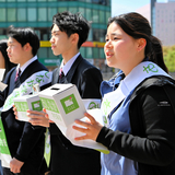 あしなが奨学金が資金不足　物価高で申請急増、学生ら街頭で窮状訴え