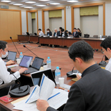 厚生年金の適用拡大へ　非正規の低年金問題に対応、企業規模条件撤廃