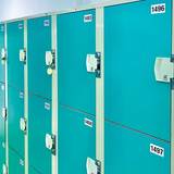 母親が嫌がる男児をプールの女子更衣室へ…「6歳は1人は…厳しいか」　親子更衣室を求める声も