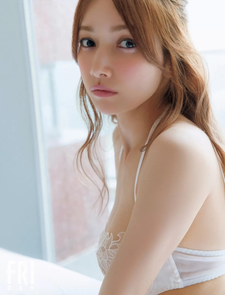 後藤真希写真集、発売1ヶ月で異例の重版8刷 未公開カット解禁：コメント10