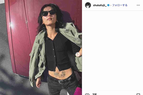 元E-girls藤井萩花 電撃離婚後の“激変へそピタトゥー姿”公開にファン衝撃:コメント2