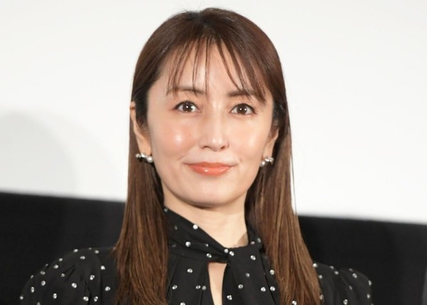 美肌の効果も！矢田亜希子が1日に飲む「水」の量がスゴい！「冷え性もなくなりました」代謝が劇的に改善：コメント2