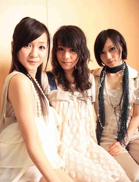 Perfumeあ～ちゃん、一般男性との結婚発表 お相手はファン「心から応援してくれている：コメント2