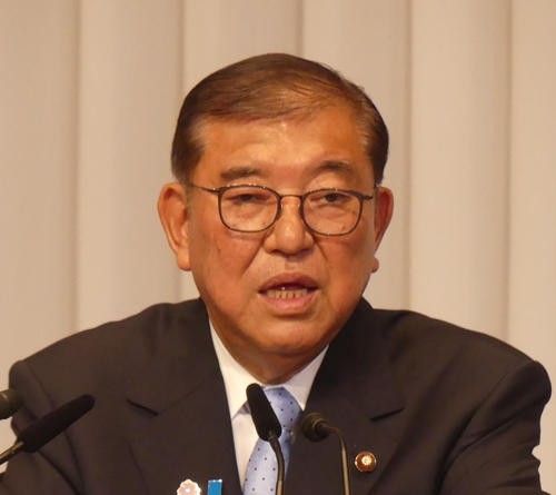 石破茂前首相「エッ！って思った」高市早苗首相の「2万円給付金」見送りに言及：コメント2