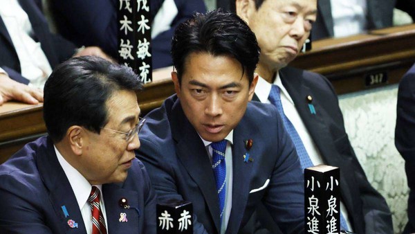 高市氏との一騎打ちのはずがナゼ？ 永田町に広がり始めたまさかの｢進次郎不出馬｣説の深層：コメント2