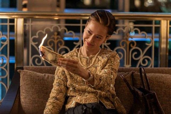 戸田恵梨香、老けメイクに3時間半　細木数子役で譲れなかったこと：コメント2