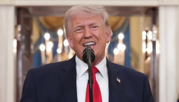 トランプ、保育や医療より軍事費を優先すべきと主張。「国は保育の面倒まで見られない」と強調：コメント2