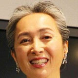 57歳・近藤サト、グレーヘアの本音吐露「年齢っていうのものを捨てたことで、すごく生きやすくなった」