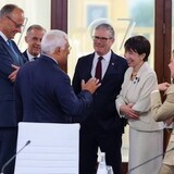 高市早苗首相、G7での「孤立」動画拡散　「誰からも相手にされてない」？批判の声も