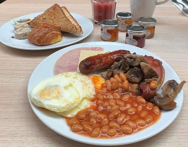 「絶対にやめてほしい」 イギリス人シェフが嫌がる、日本人がやりがちなNG食事マナーとは:コメント2