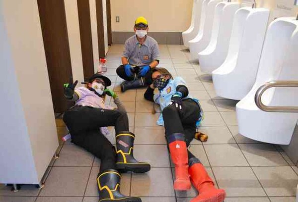 トイレ清掃員の父がいじめに遭った娘の涙で奮起「地獄絵図」だった奥多摩の惨状を変えた:コメント2