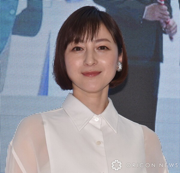 「46歳でこの…」活動再開から3カ月！広末涼子〝超ミニ〟最新姿に「この透明感で全て許される」：コメント16