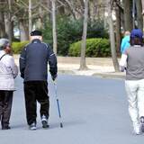 全国の100歳以上の高齢者、初の10万人超え　過去最多10万7677人　女性9万4298人、男性1万3379人