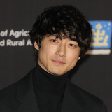 坂口健太郎、結婚発表からわずか10日で“自宅に警察官”の騒動